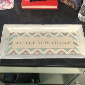 Wallet tray